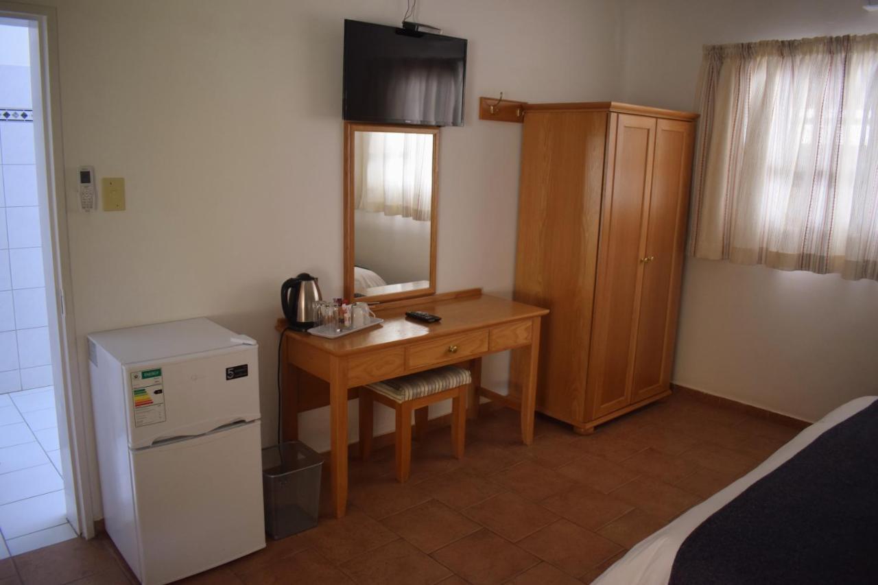 Central Hotel Omaruru Kültér fotó
