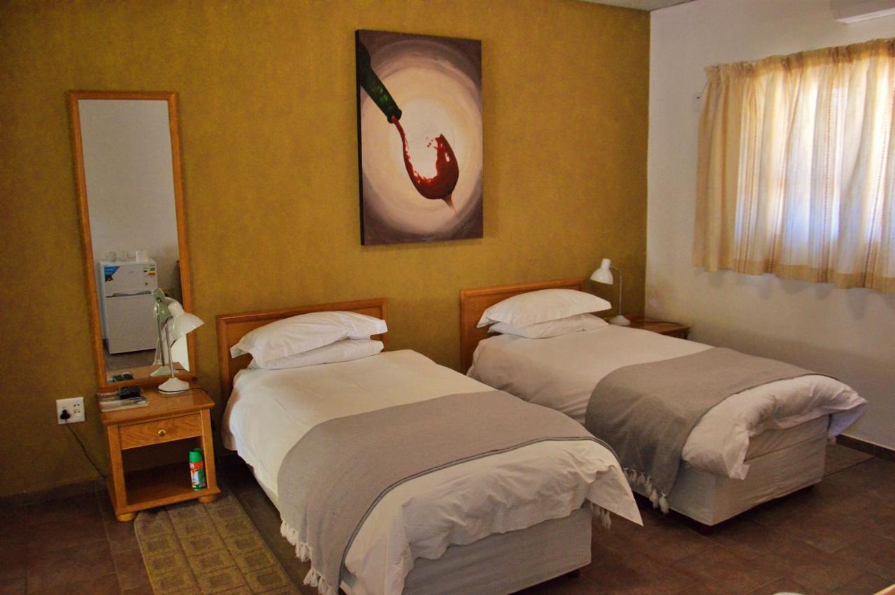Central Hotel Omaruru Kültér fotó